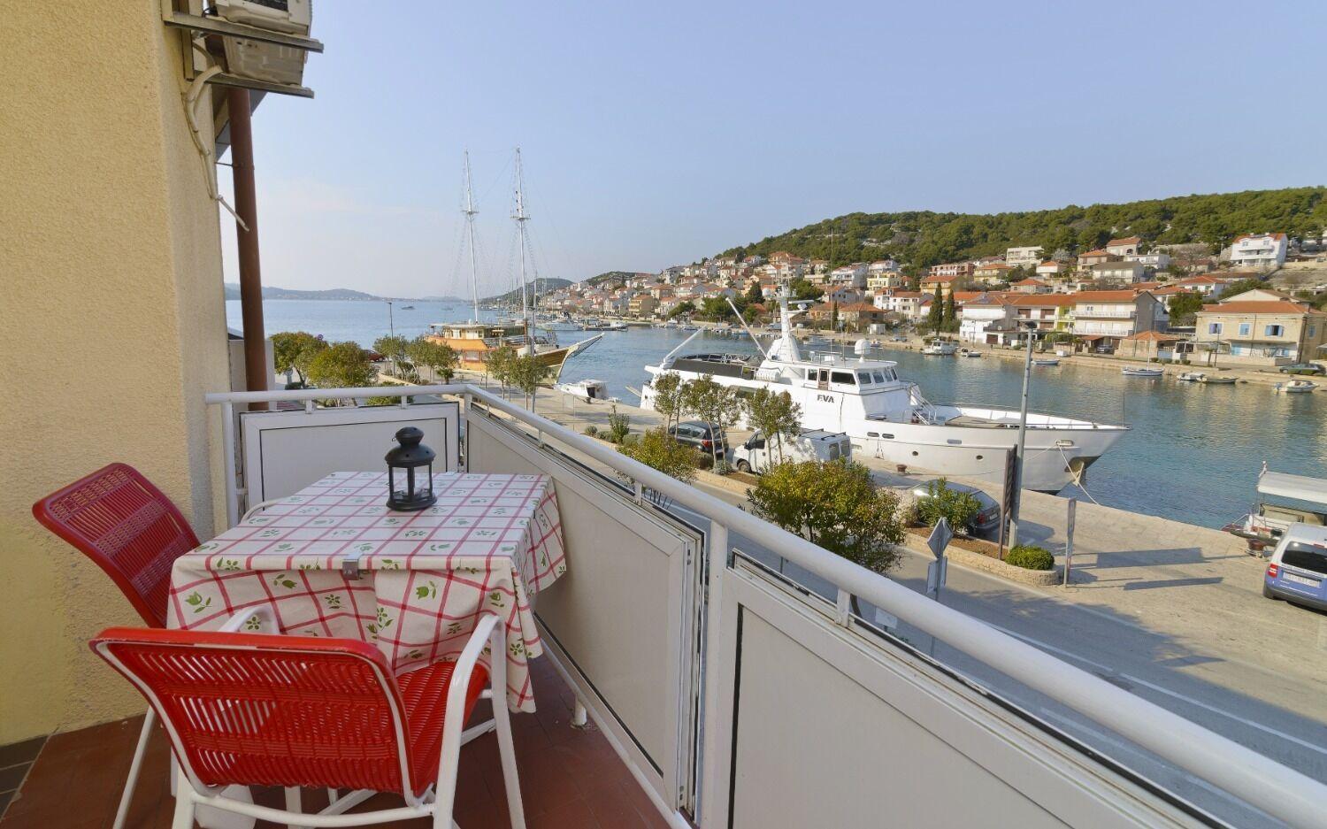 Apartments Ive - With Sea View Tisno Εξωτερικό φωτογραφία